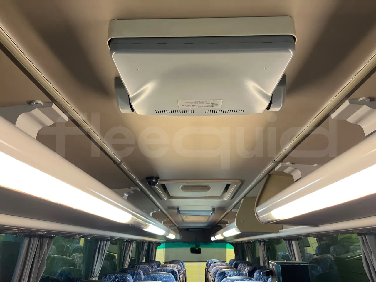 King Long XMQ6127 420-3 - EUR4 - 285.60kW - 12m - monitor detail photo