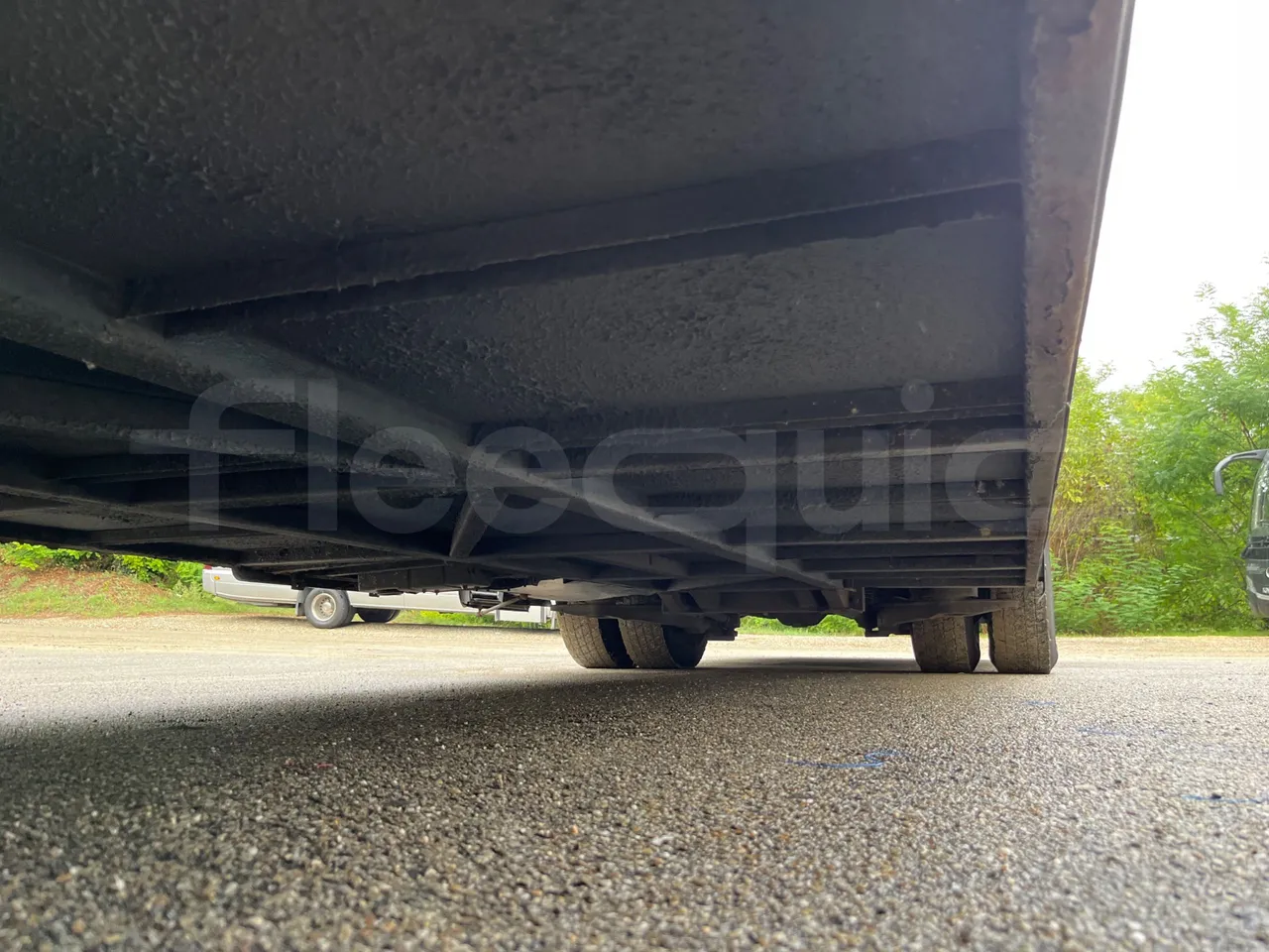 King Long XMQ6127 420-3 - EUR4 - 285.60kW - 12m - central undercarriage photo