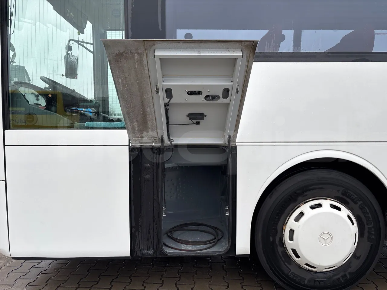 Mercedes-Benz Intouro E - Euro5 - 210kW - 13mt - external compartments photo