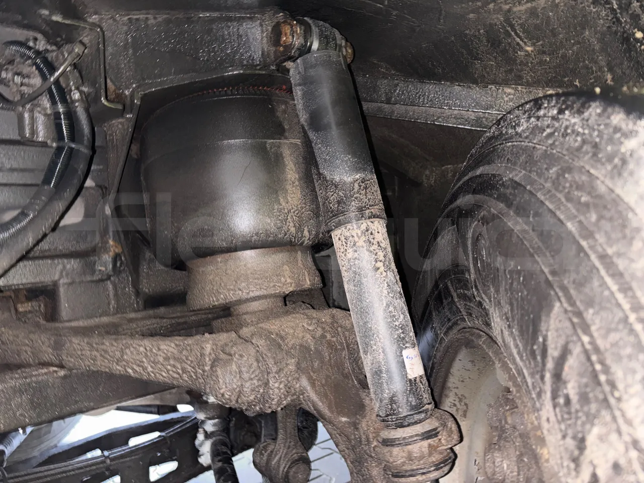 Mercedes-Benz Intouro E - Euro5 - 210kW - 13mt - front shock absorbers left