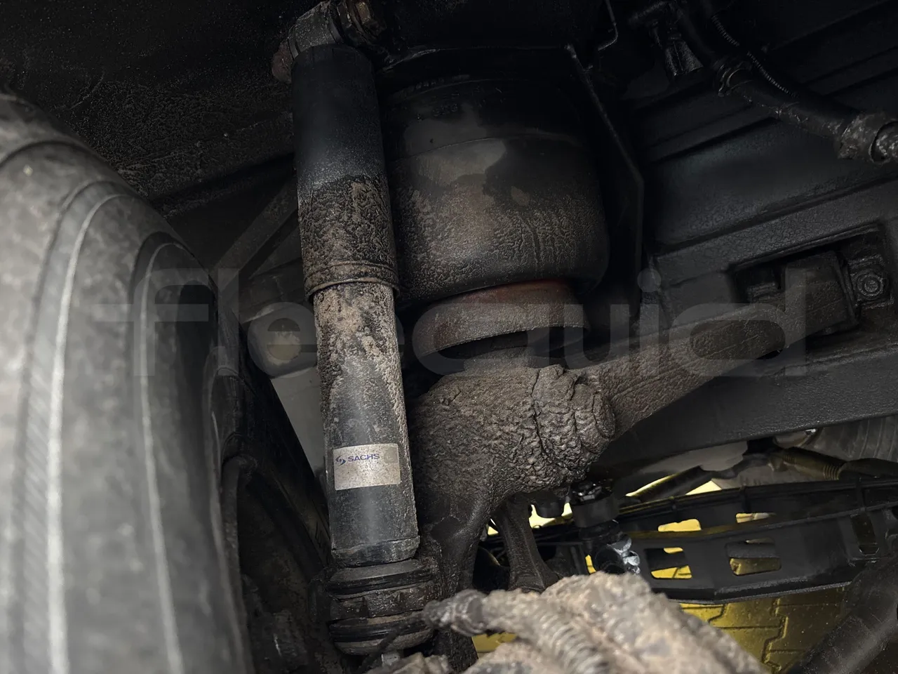 Mercedes-Benz Intouro E - Euro5 - 210kW - 13mt - front shock absorbers right