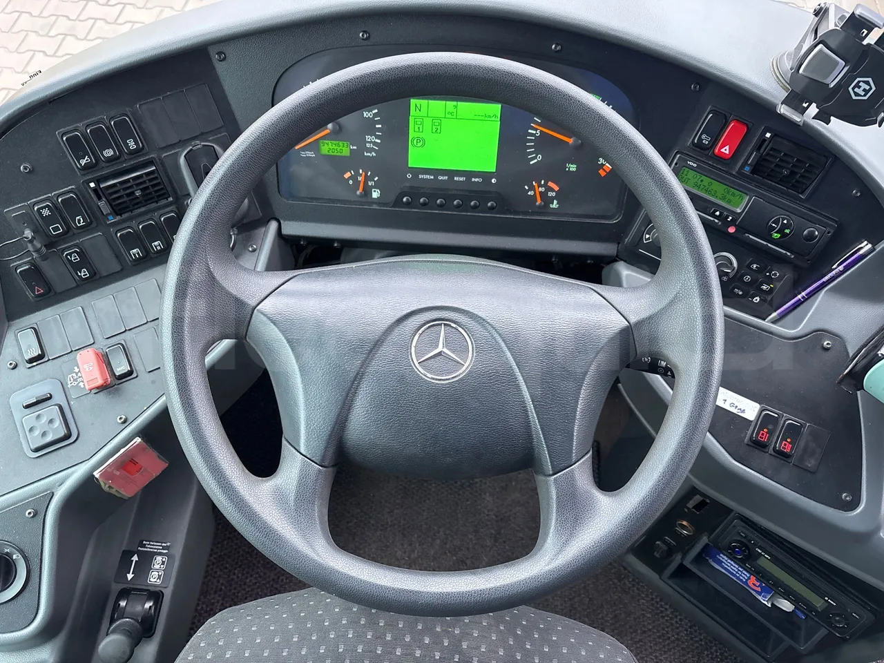 Mercedes-Benz Intouro E - Euro5 - 210kW - 13mt - steering wheel photo