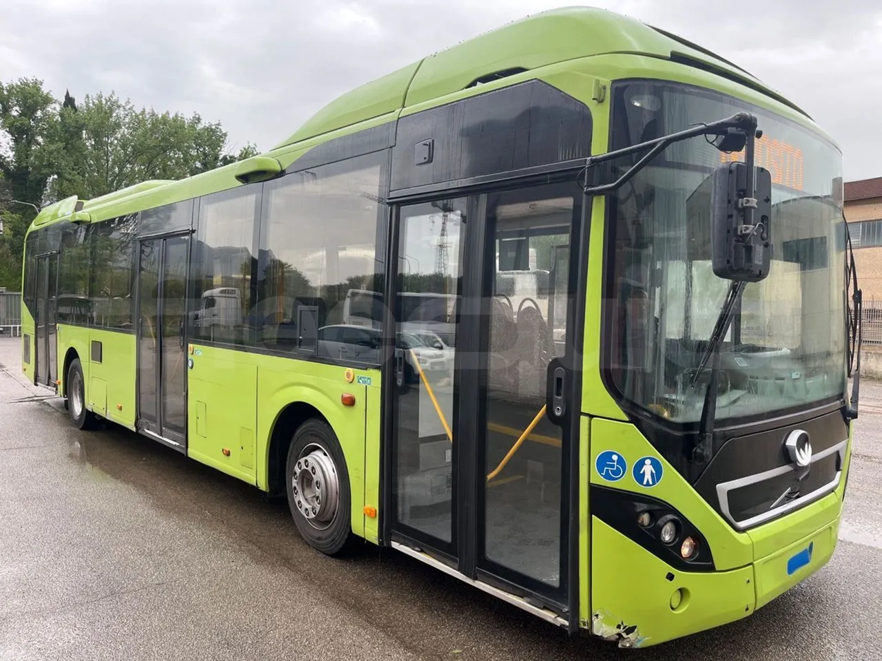 Volvo B4SC 7900  - Euro6 - 177kW - 12.134mt - 3/4 front right doors