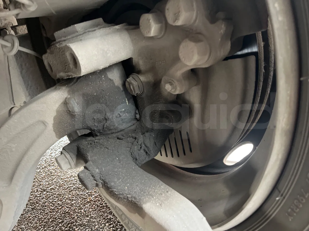 Volvo B4SC 7900  - Euro6 - 177kW - 12.134mt - front discs left