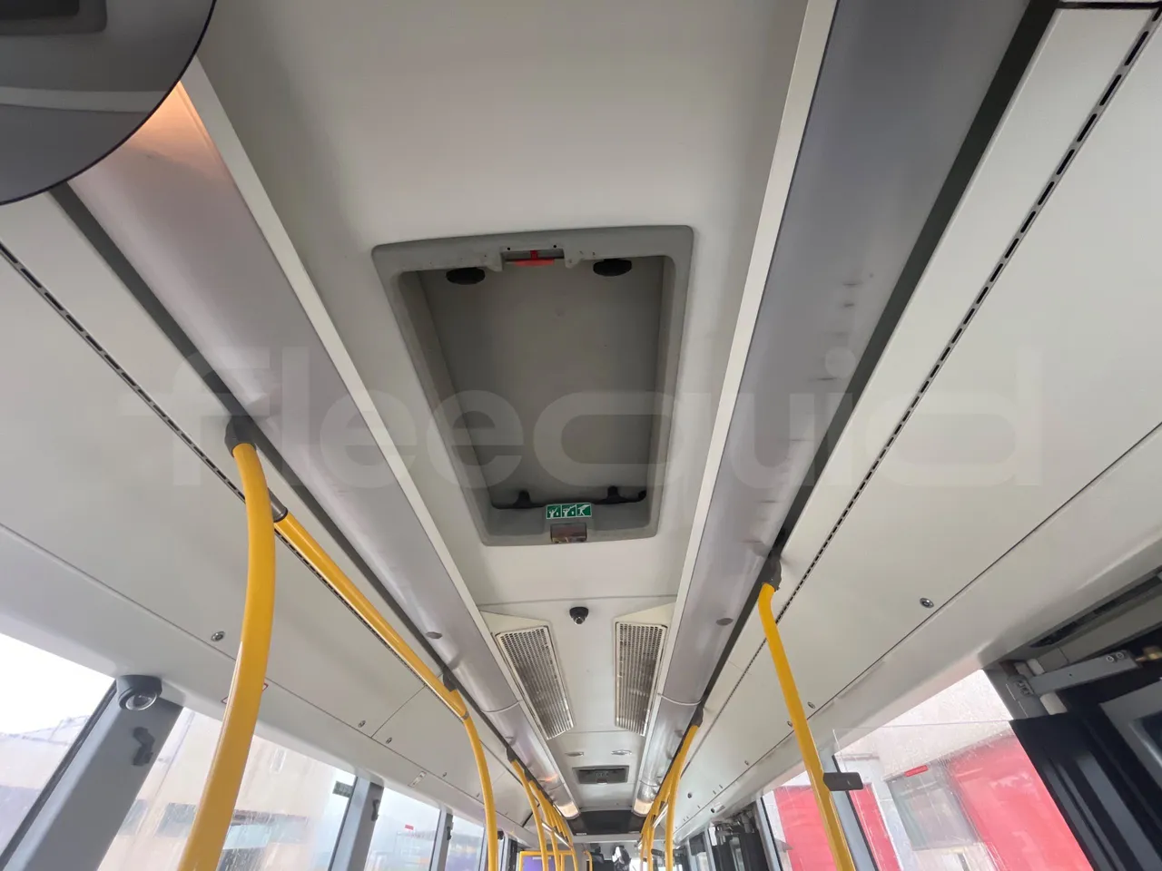 Volvo B4SC 7900  - Euro6 - 177kW - 12.134mt - overhead compartments photo