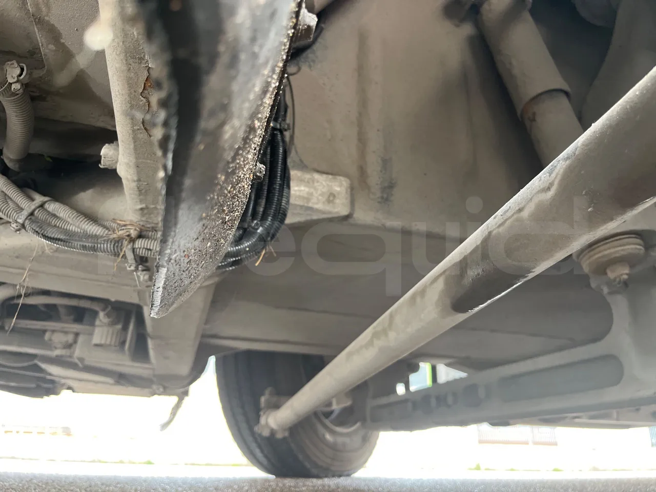 Volvo B4SC 7900  - Euro6 - 177kW - 12.134mt - front axle left side