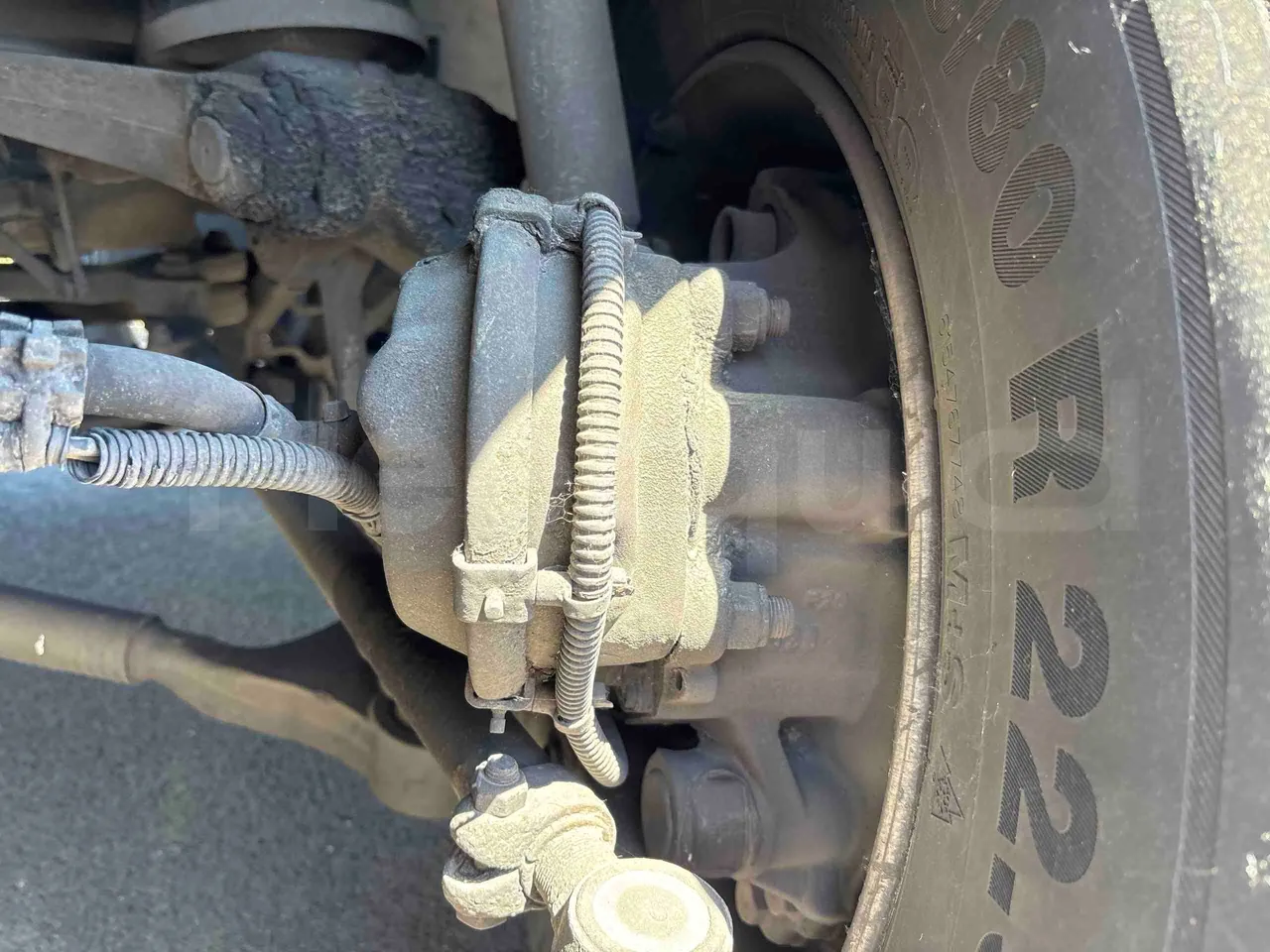 Setra S516 - front brake calipers left