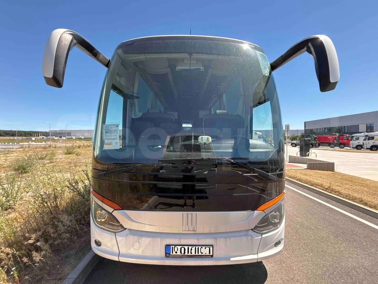 Setra S516 - front photo