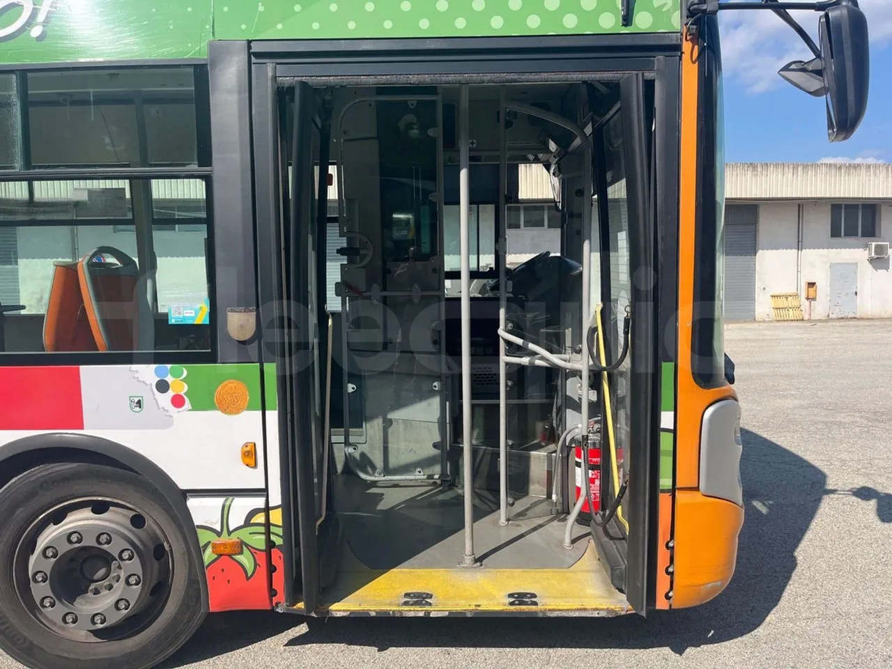 Iveco Citelis PS09D5/A/83 - EUR5 - 213kW - 10.46m CNG - front door 1 open