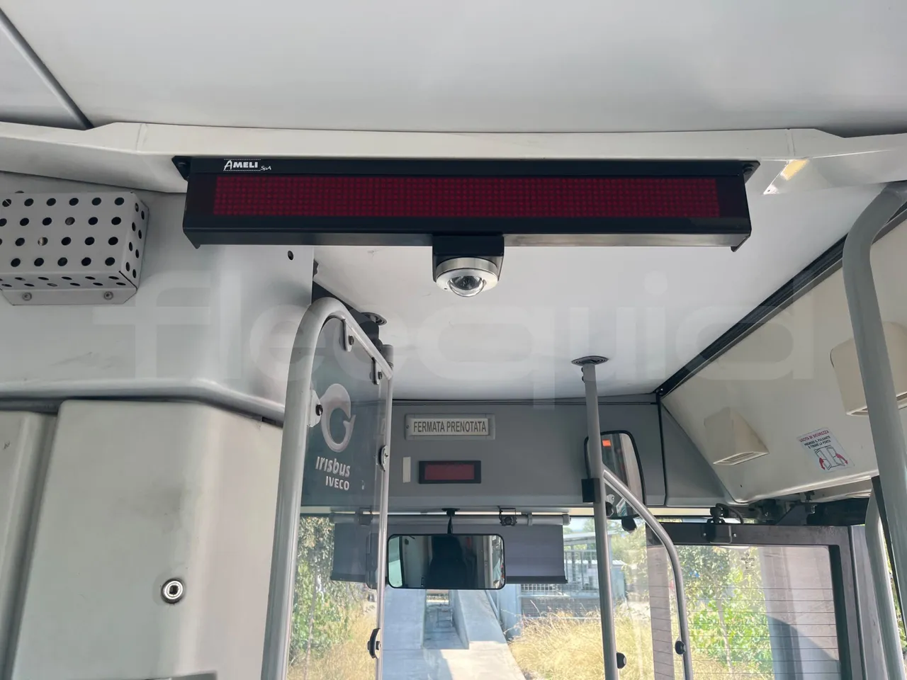 Iveco Citelis PS09D5/A/83 - EUR5 - 213kW - 10.46m CNG - camera accessories photo