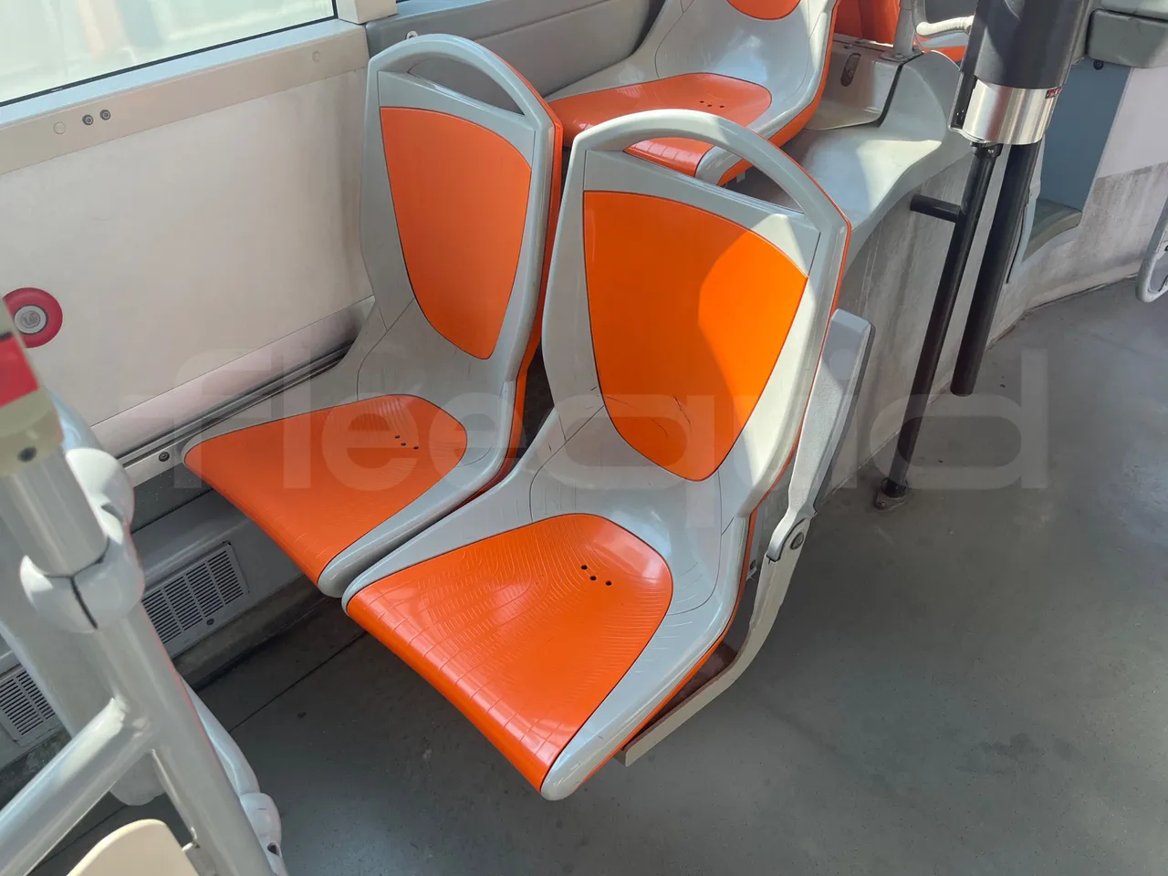 Iveco Citelis PS09D5/A/83 - EUR5 - 213kW - 10.46m CNG - single seat detail