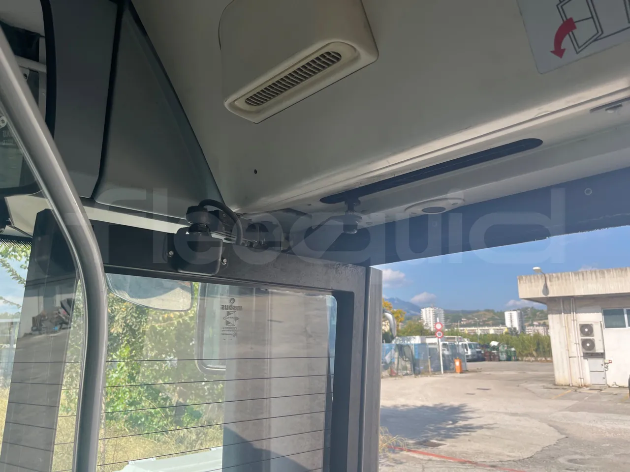 Iveco Citelis PS09D5/A/83 - EUR5 - 213kW - 10.46m CNG - door mechanism photo
