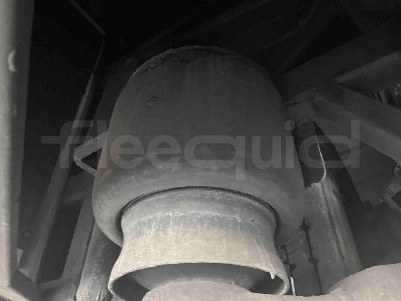 Mercedes-Benz Tourismo 632 01 - Euro6 - 315kW - 12.140mt - axel 2 air springs 2 left