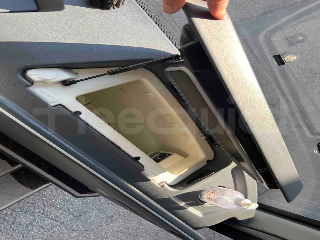 Mercedes-Benz Tourismo 632 01 - Euro6 - 315kW - 12.140mt - onboard devices 2