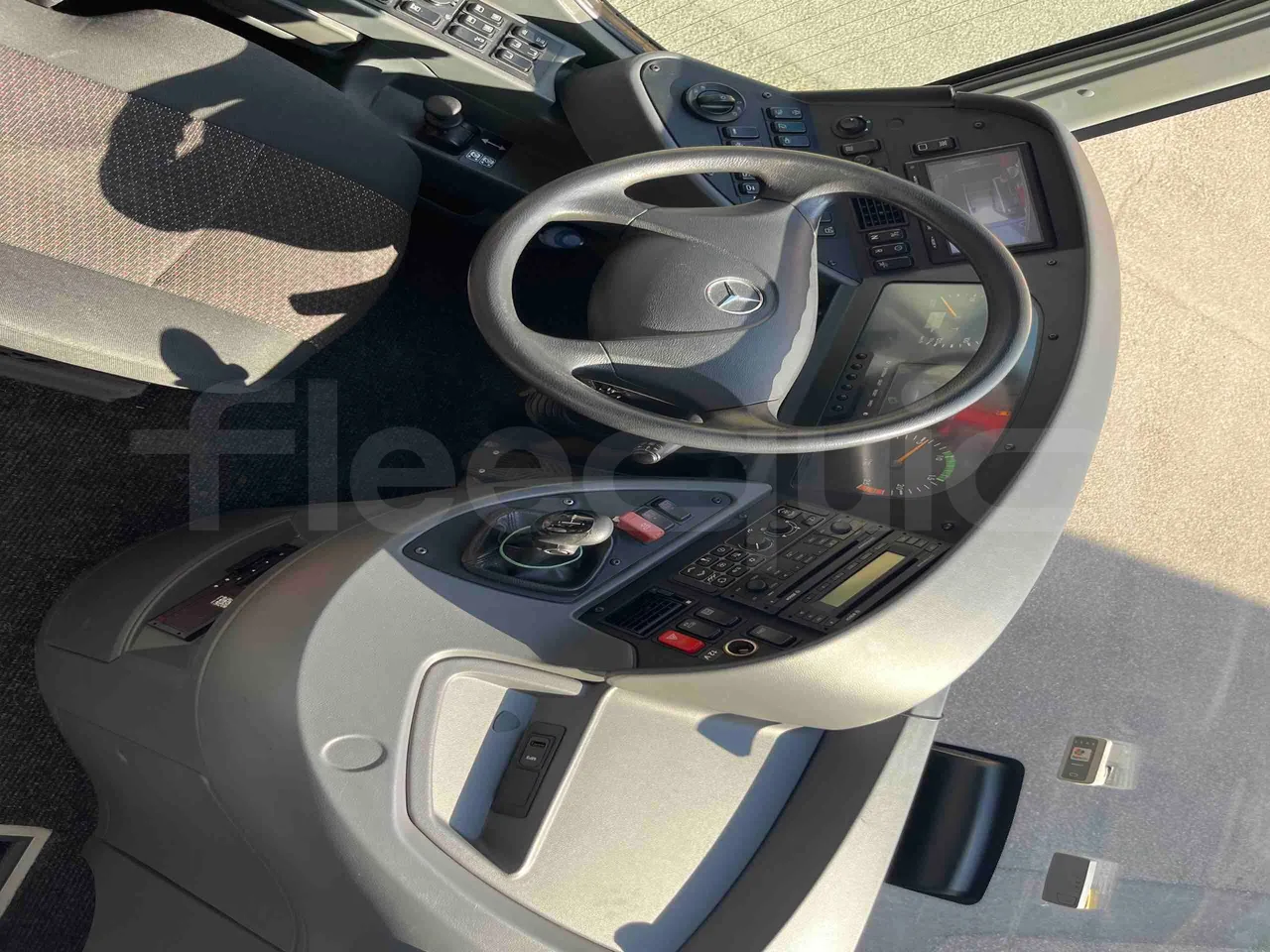 Mercedes-Benz Tourismo 632 01 - Euro6 - 315kW - 12.140mt - buttons panels on