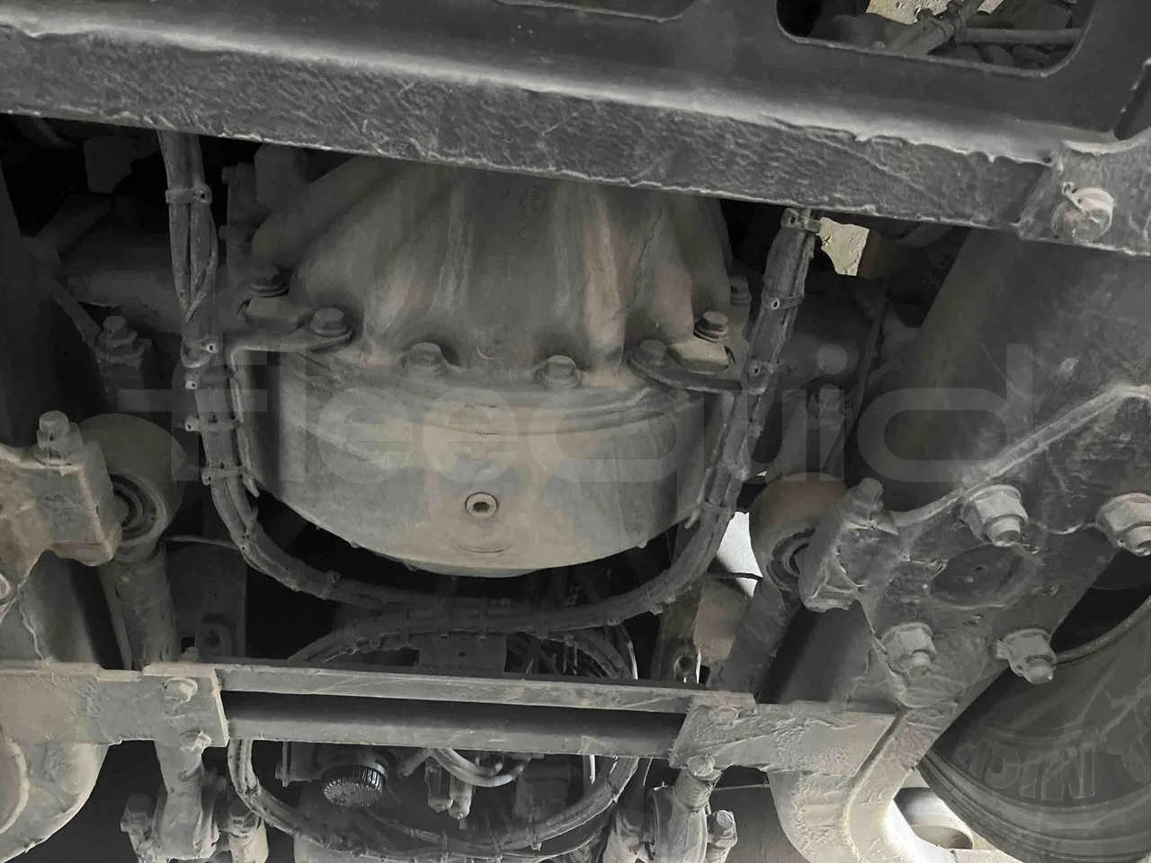 Mercedes-Benz Tourismo 632 01 - Euro6 - 315kW - 12.140mt - differential photo