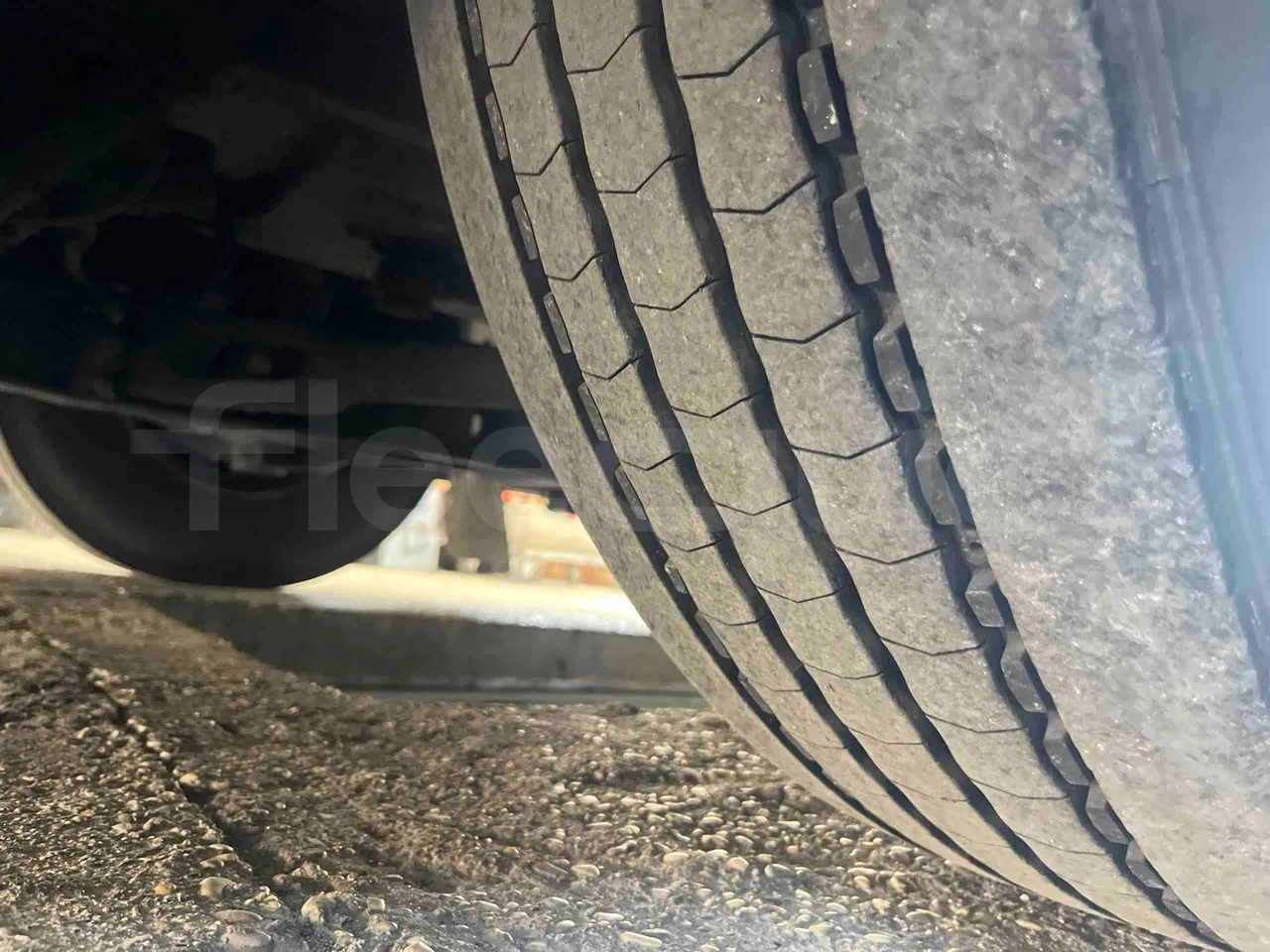 Mercedes-Benz Tourismo 632 01 - Euro6 - 315kW - 12.140mt - tread condition second axle tires left
