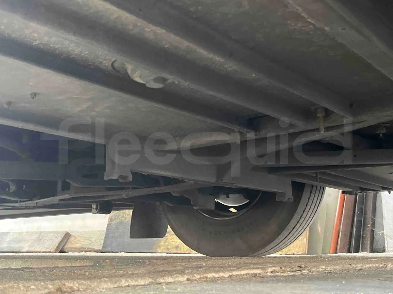 Mercedes-Benz Tourismo 632 01 - Euro6 - 315kW - 12.140mt - front axle left side