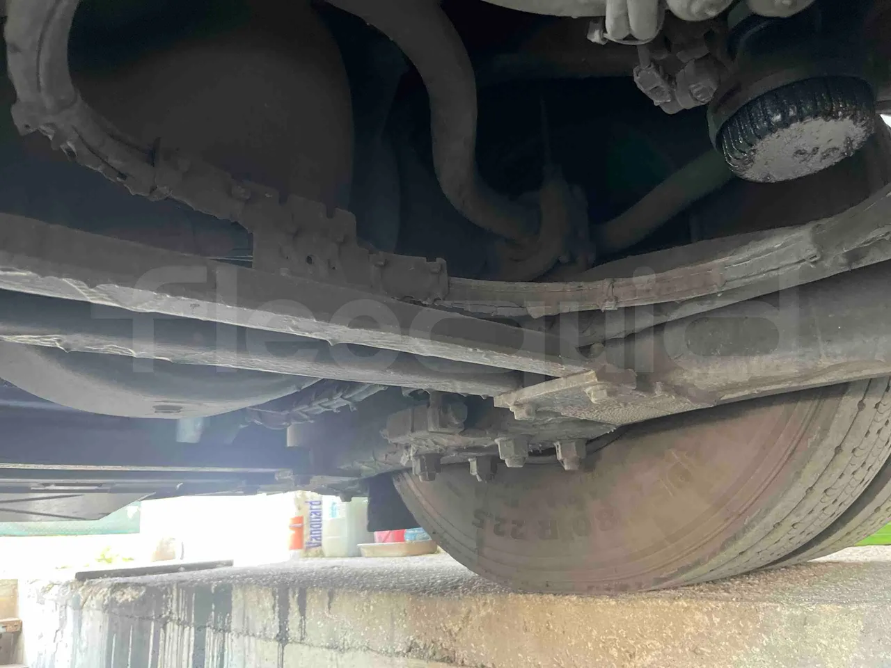 Mercedes-Benz Tourismo 632 01 - Euro6 - 315kW - 12.140mt - axle 3 left side