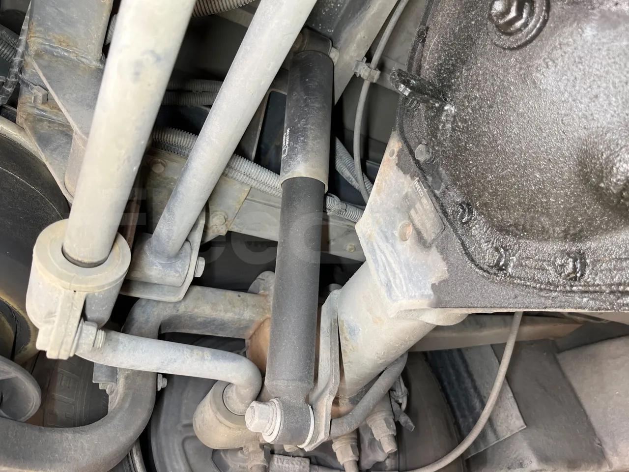 Iveco Daily 65C/E4 - EUR5 - 125kW - 7.714m Wing - axel 2 air springs 1 left