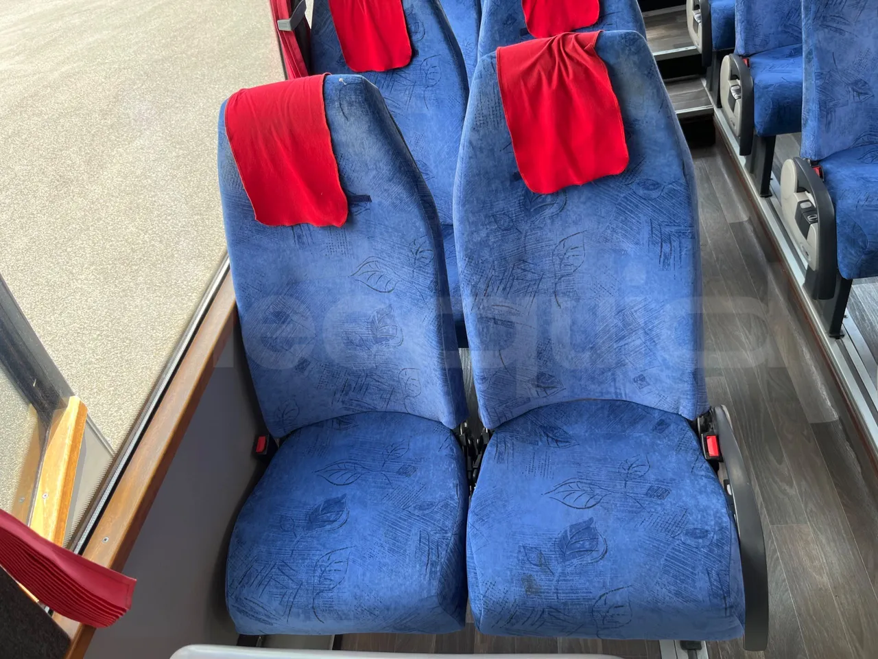 Iveco Daily 65C/E4 - EUR5 - 125kW - 7.714m Wing - single seat detail