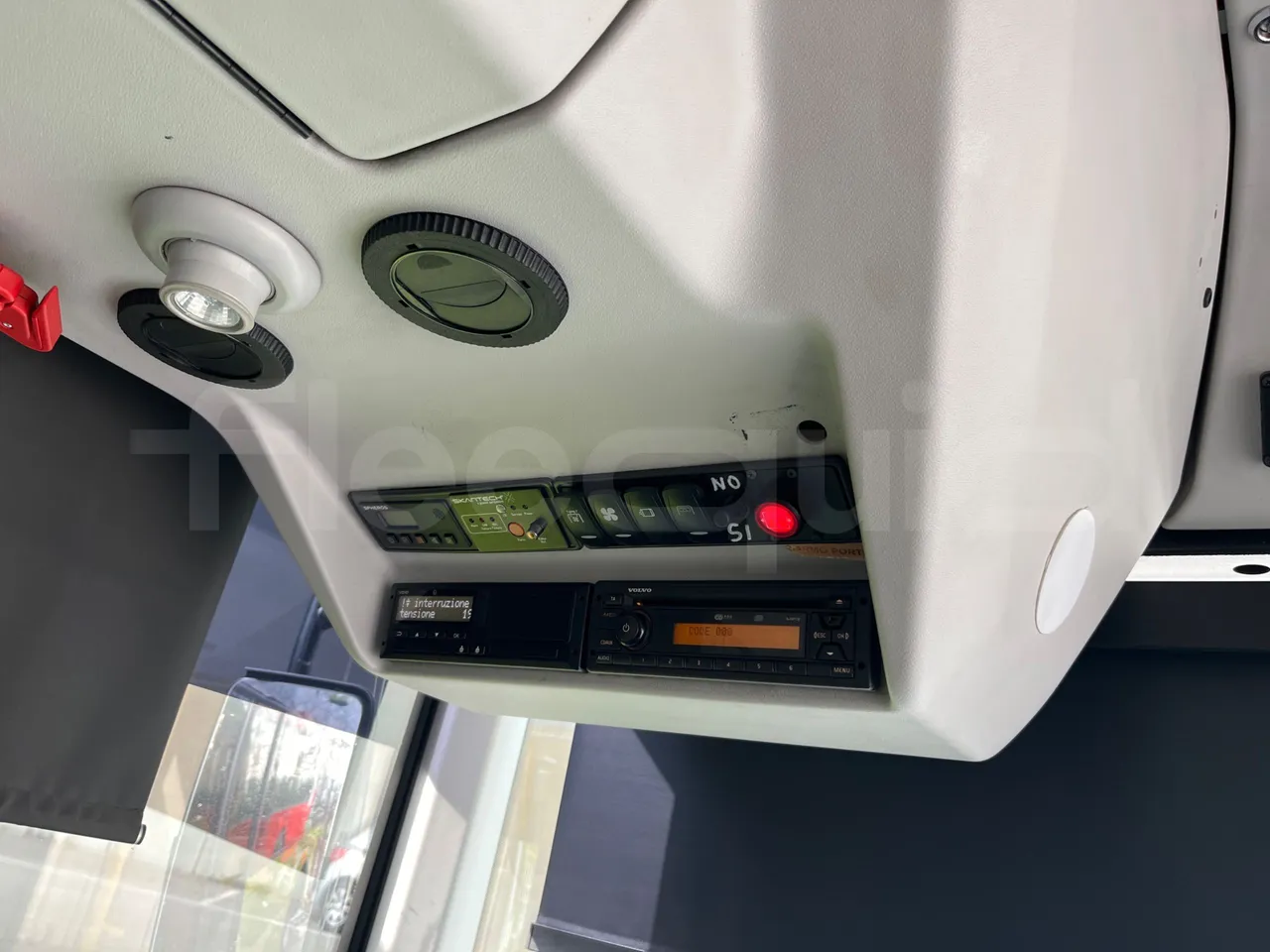 Volvo B4SH 7900 - Euro5 - 161kW - 12.084mt - radio accessories photo