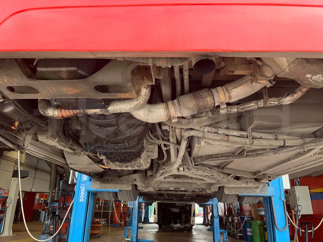 Volvo B4SH 7900 - Euro5 - 161kW - 12.084mt - bellows turntable (18m)