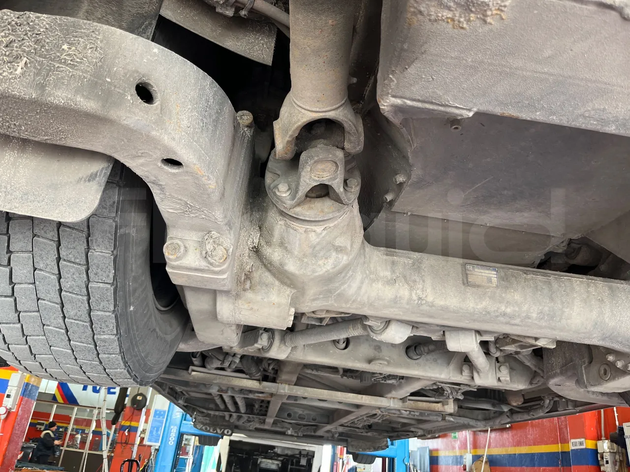 Volvo B4SH 7900 - Euro5 - 161kW - 12.084mt - differential photo