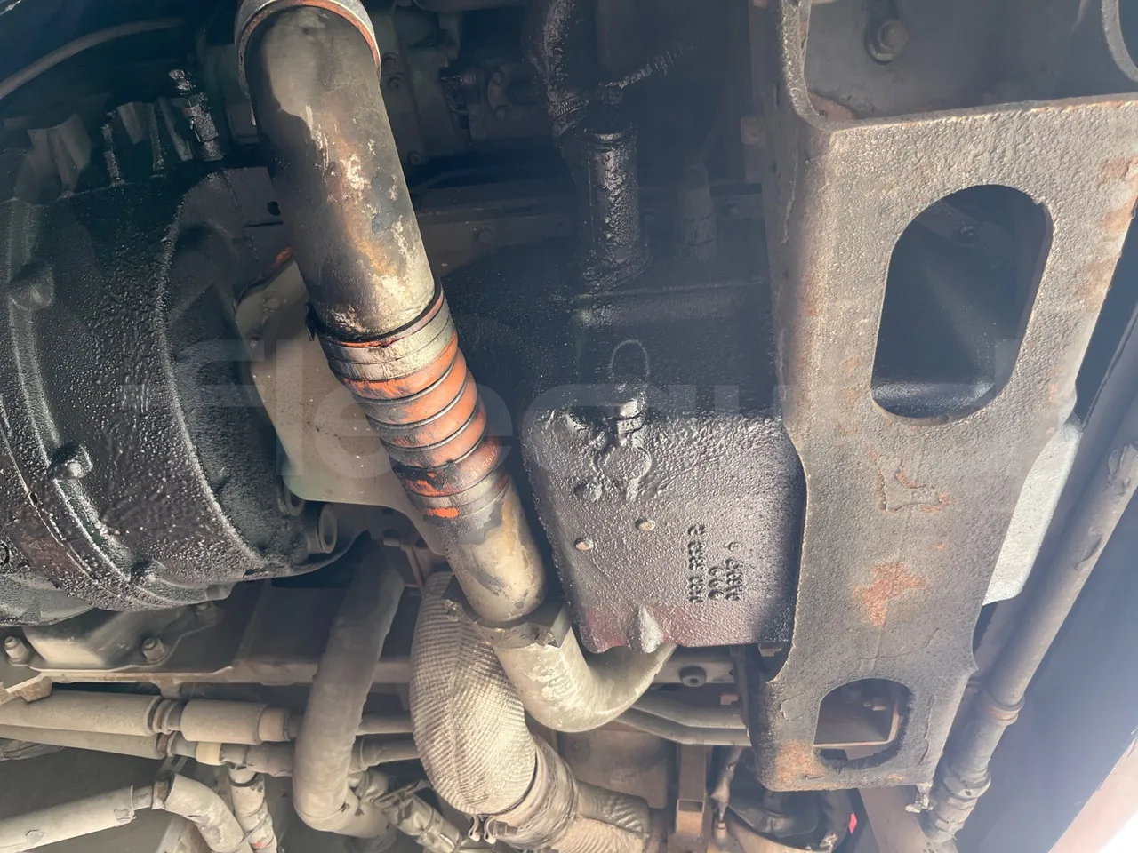 Volvo B4SH 7900 - Euro5 - 161kW - 12.084mt - engine without protection