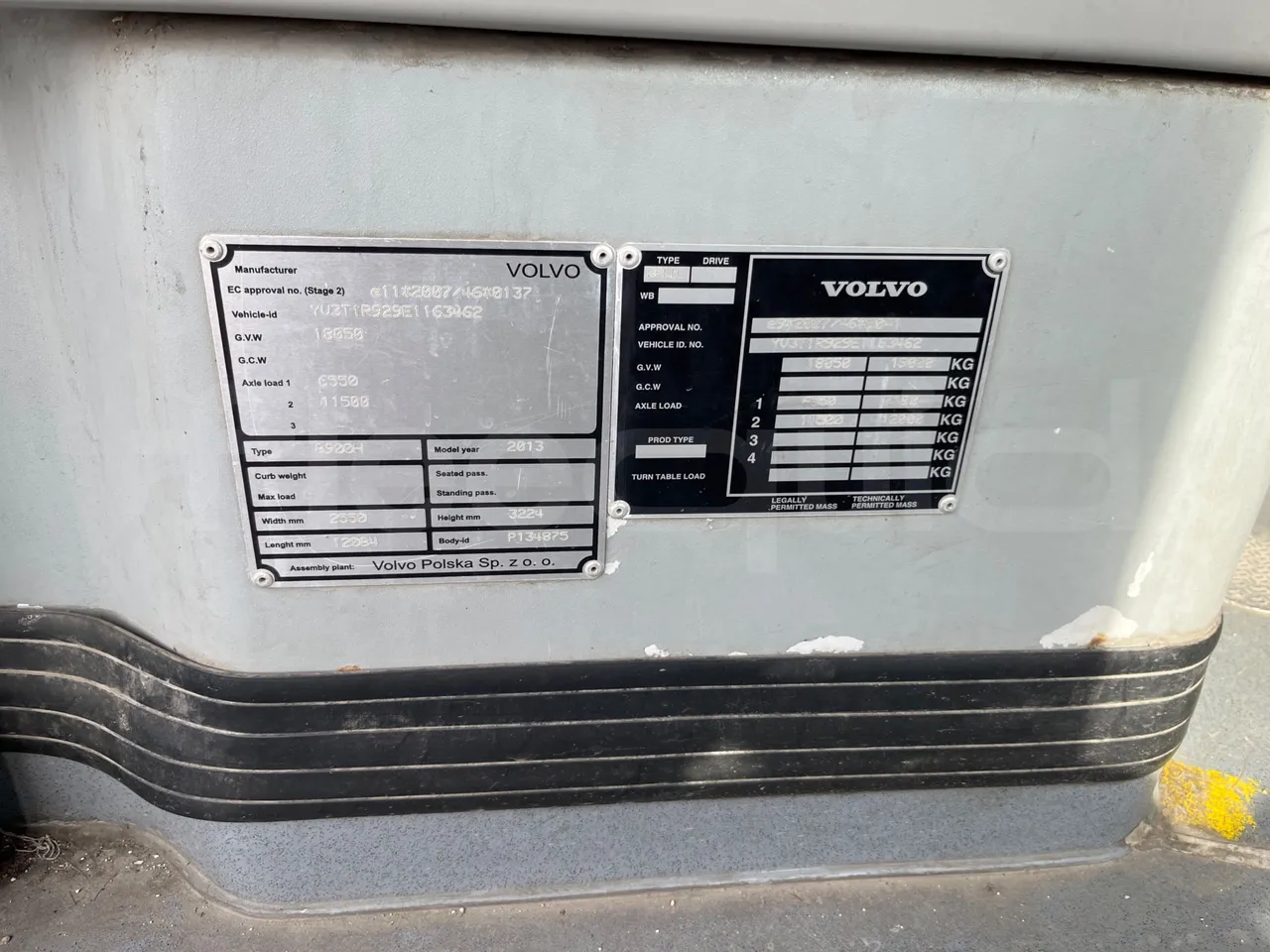 Volvo B4SH 7900 - Euro5 - 161kW - 12.084mt - vehicle plate photo