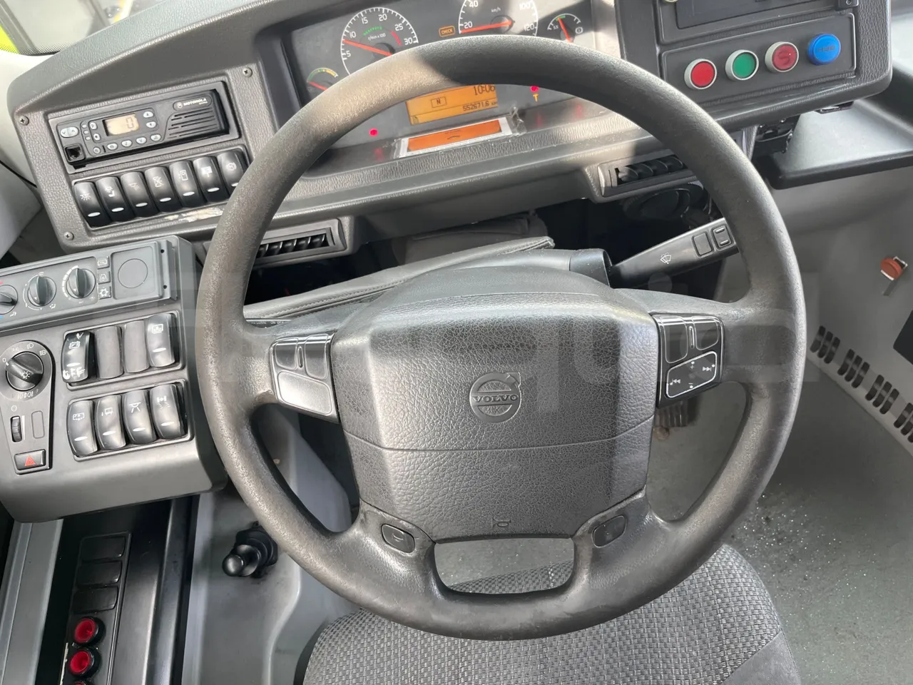 Volvo B4SH 7900 - Euro5 - 161kW - 12.084mt - steering wheel photo