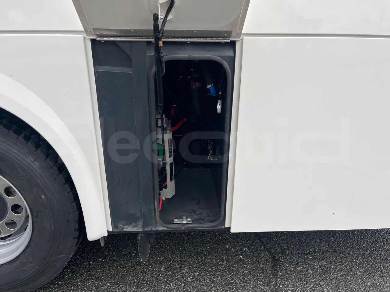 Iveco Evadys Evadys H - Euro 6 - 294 kW - 13 mt - jack and driver keys