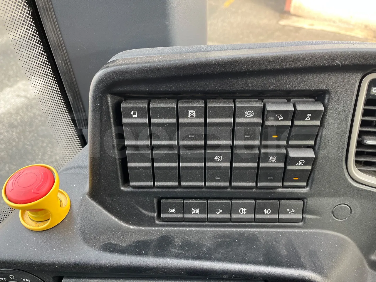 Iveco Evadys Evadys H - Euro 6 - 294 kW - 13 mt - onboard devices 1