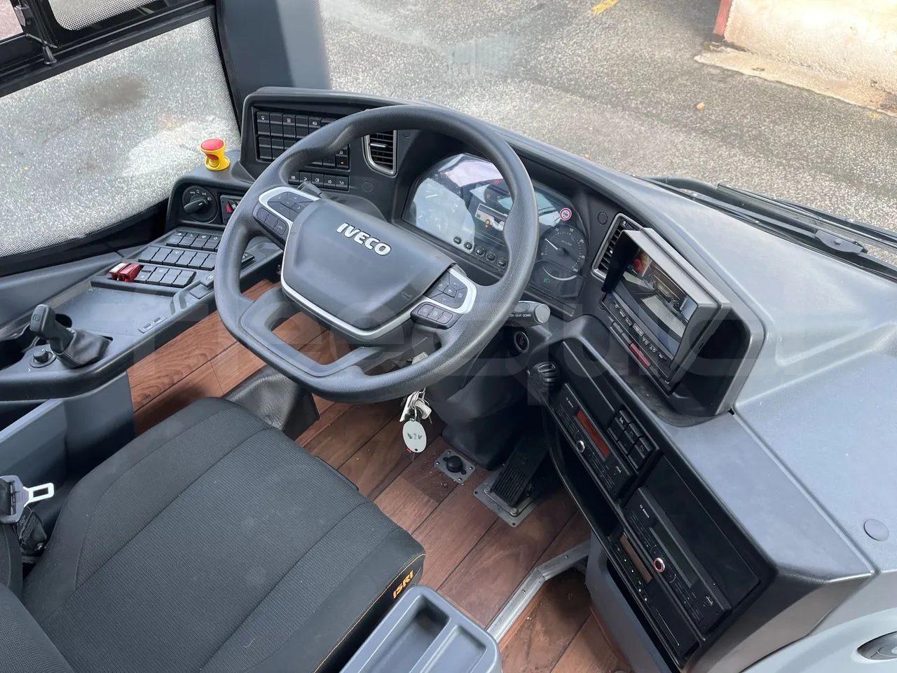 Iveco Evadys Evadys H - Euro 6 - 294 kW - 13 mt - buttons panels on