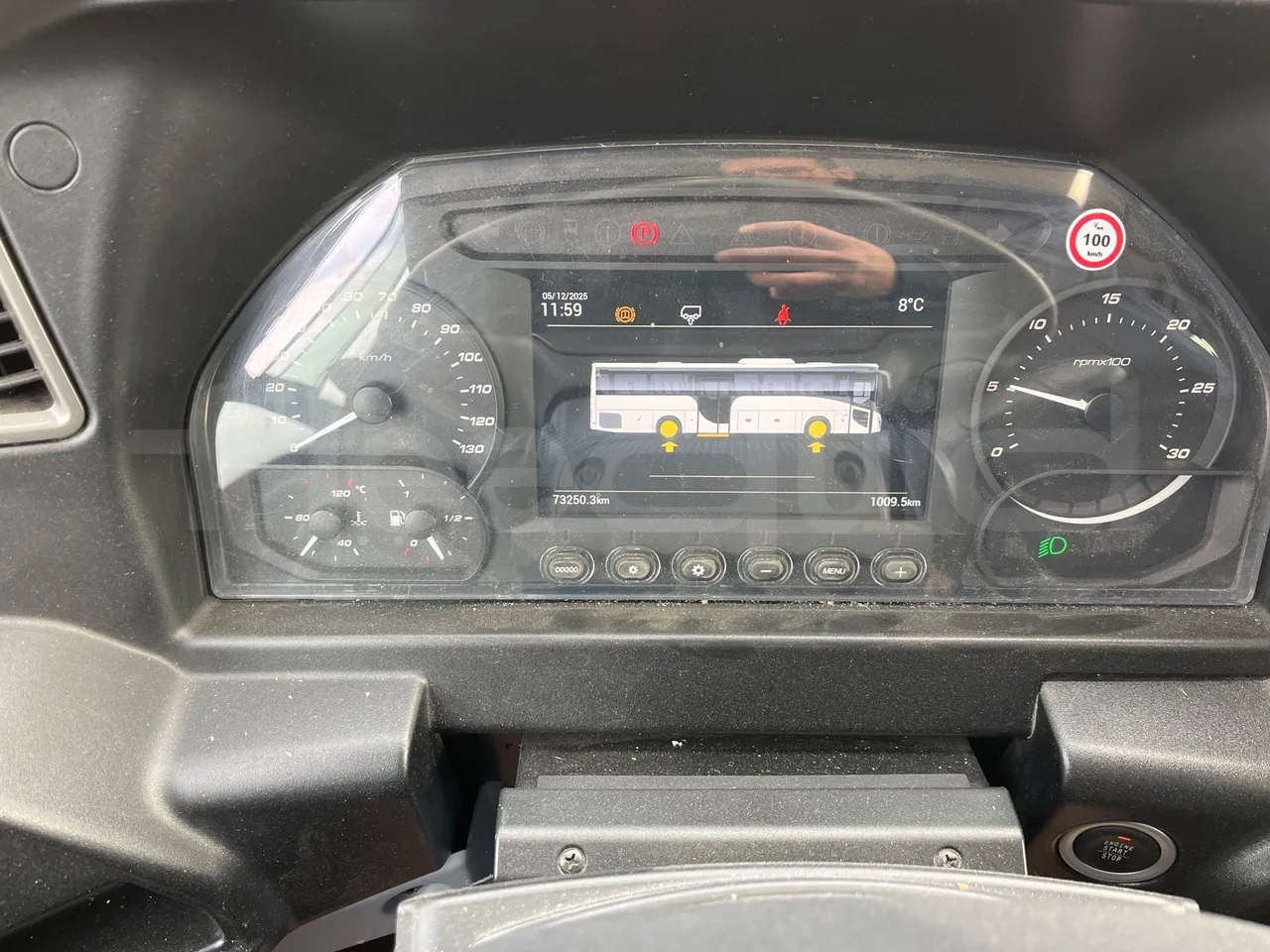 Iveco Evadys Evadys H - Euro 6 - 294 kW - 13 mt - dashboard lights on