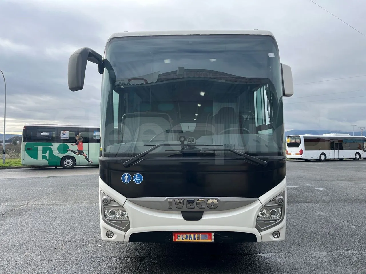 Iveco Evadys Evadys H - Euro 6 - 294 kW - 13 mt - front photo