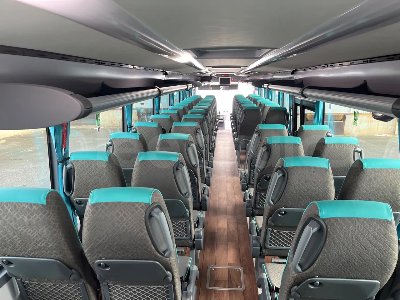 Iveco Evadys Evadys H - Euro 6 - 294 kW - 13 mt - forward view all seats last row height