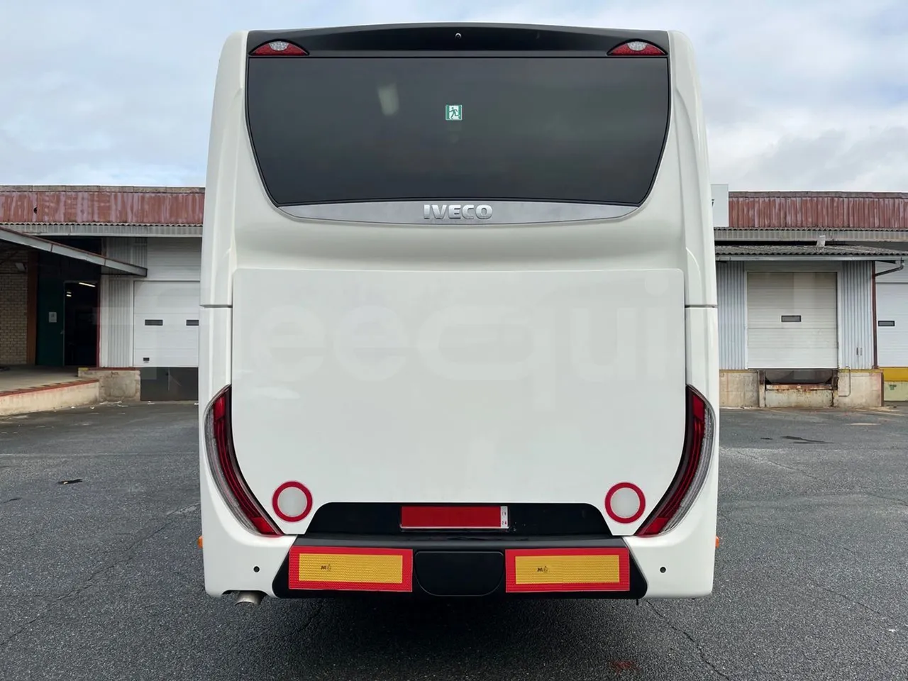 Iveco Evadys Evadys H - Euro 6 - 294 kW - 13 mt - rear hatch closed