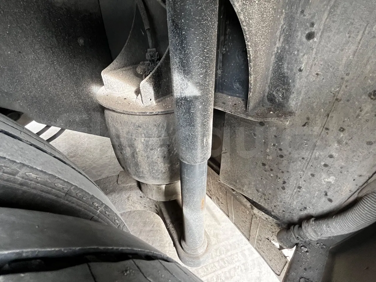 Iveco Magelys SFR2XX - Euro6 - 294kW - 12.830mt - axel 2 air springs 2 right