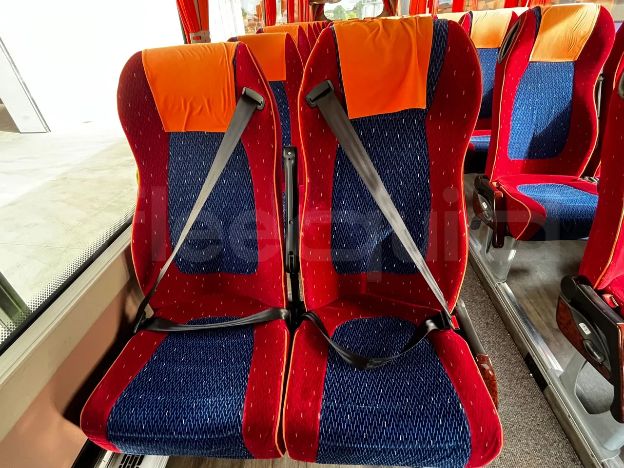 Iveco Magelys SFR2XX - Euro6 - 294kW - 12.830mt - central seat safety belt