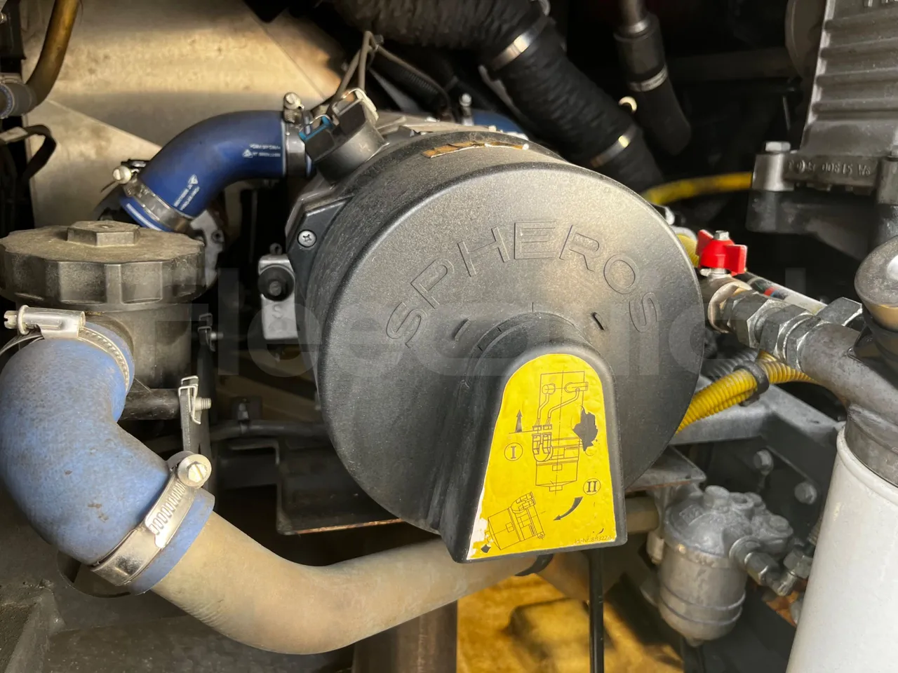 Iveco Magelys SFR2XX - Euro6 - 294kW - 12.830mt - preheater webasto photo