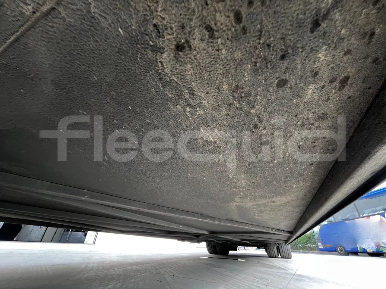 Iveco Magelys SFR2XX - Euro6 - 294kW - 12.830mt - central undercarriage photo