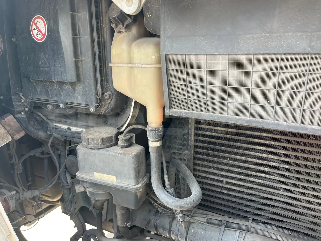 Man STC1 STC1 -EUR5-176kW -9.460m - engine plate photo