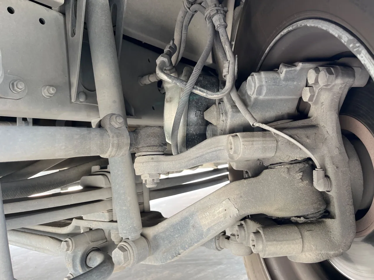 Man STC1 STC1 -EUR5-176kW -9.460m - front shock absorbers left