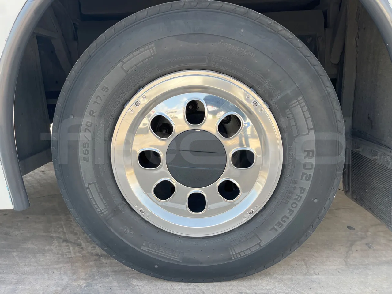Man STC1 STC1 -EUR5-176kW -9.460m - rear left tire photo