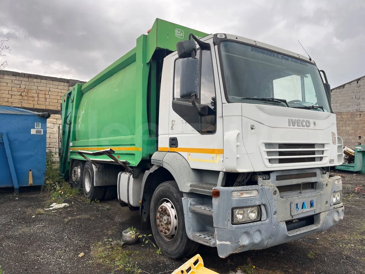 Iveco Magirus A260S/80 - Euro3 - 218kW - 9.450mt - Base cover photo