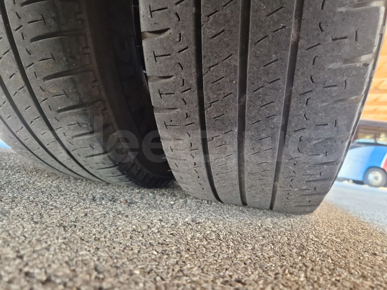 Iveco Indcar WGIVMY11 MOBI SCUOLABUS - EUR6 - 100Kw - 8,592m - tread condition front tires left