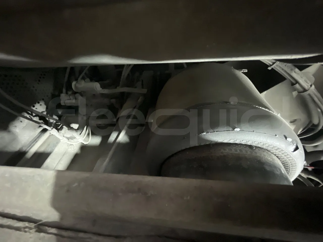 Irisbus 397E.12 397E.12.35-M/ Euro2 - 254 Kw - 12.000 Mt - axel 2 air springs 2 left