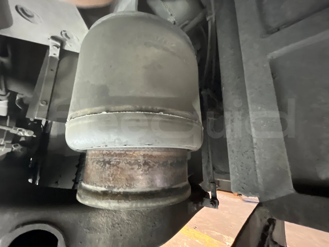 Irisbus 397E.12 397E.12.35-M/ Euro2 - 254 Kw - 12.000 Mt - axel 2 air springs 2 right