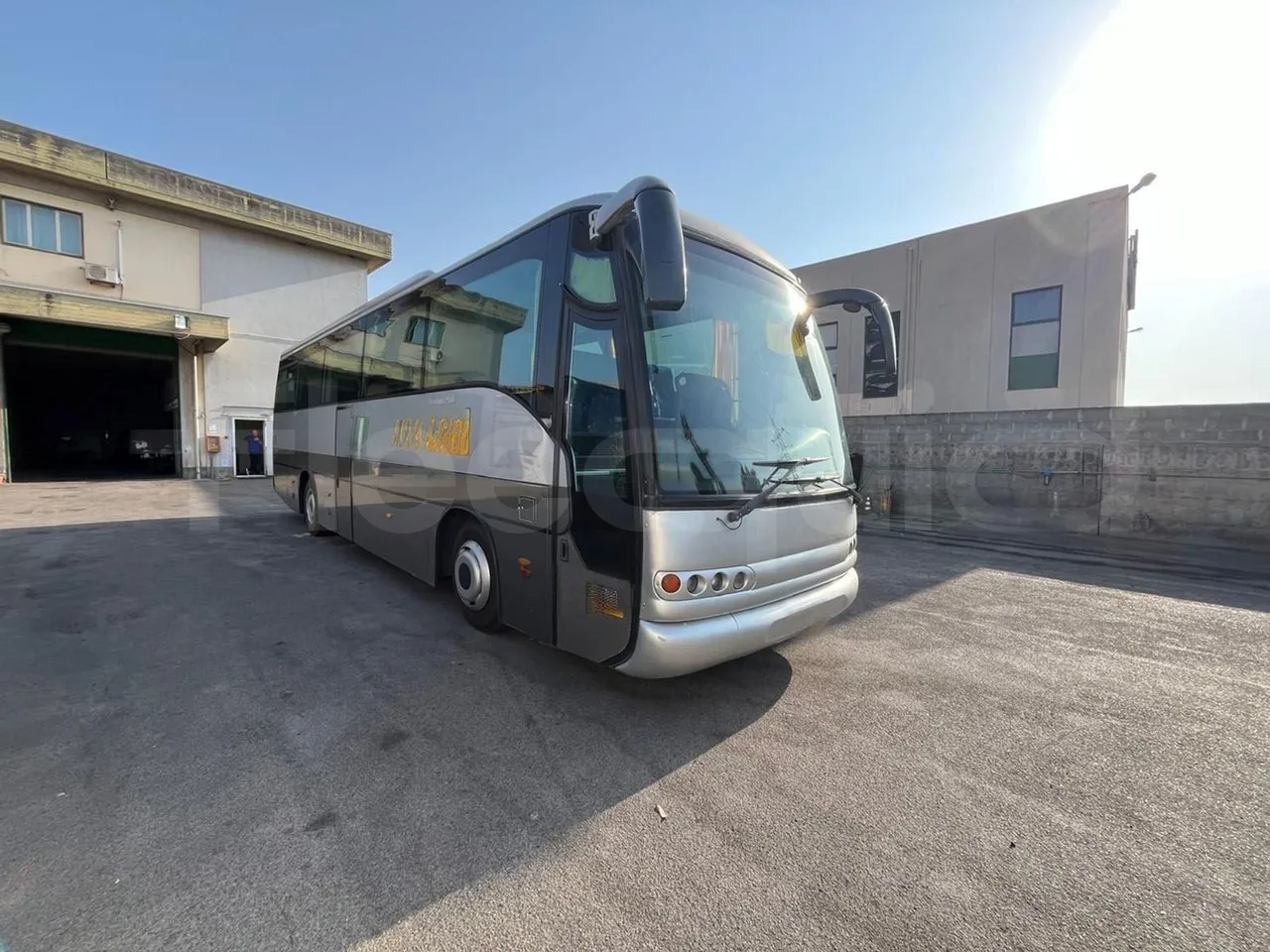 Irisbus 397E.12 397E.12.35-M/ Euro2 - 254 Kw - 12.000 Mt - Base cover photo